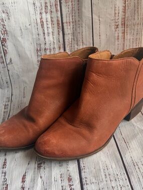 Lucky Brand Women's Leather Ankle Booties in Cognac Brown Size 6.5